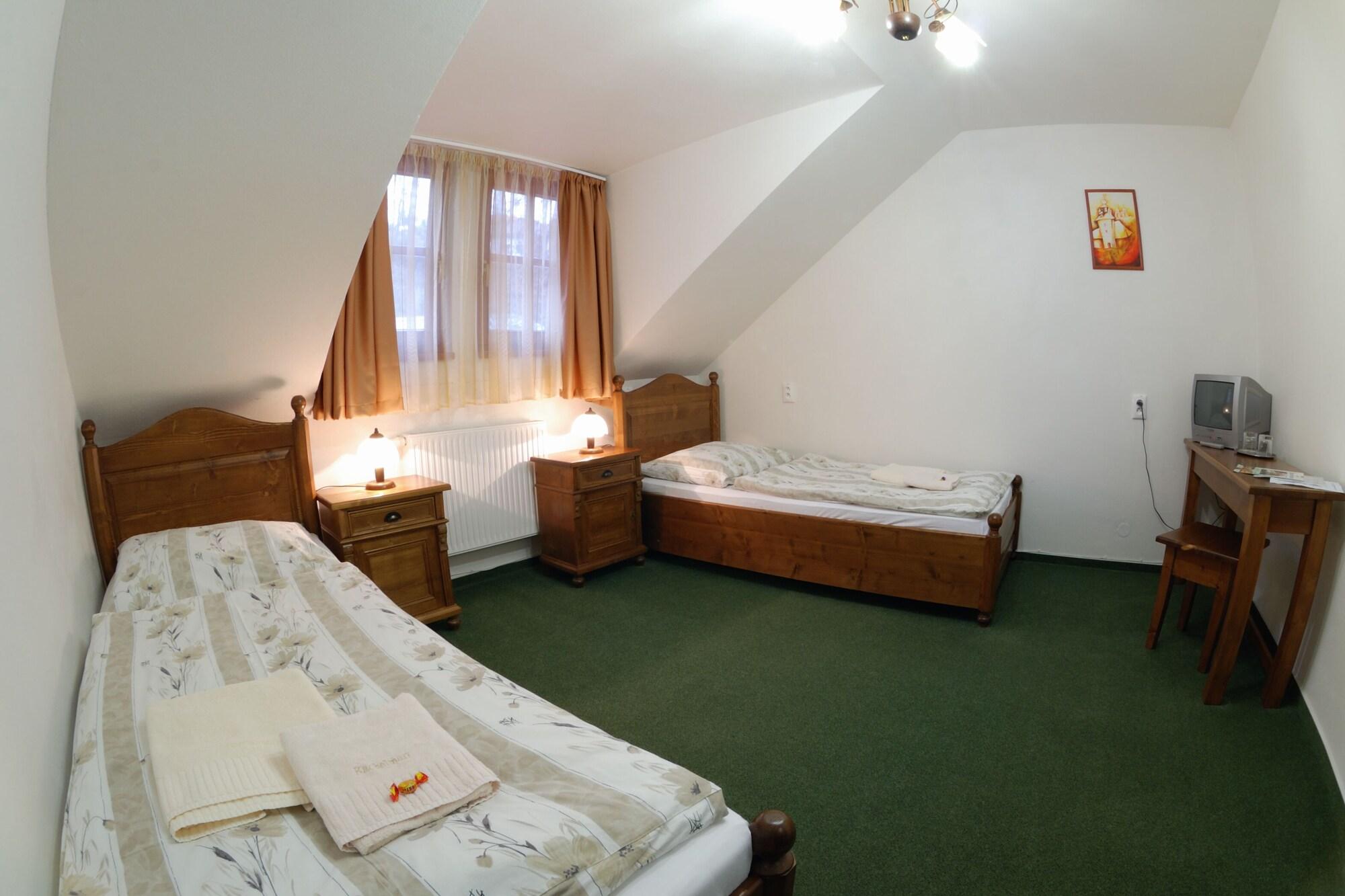 Banská Štiavnica Penzion Kachelman מראה חיצוני תמונה